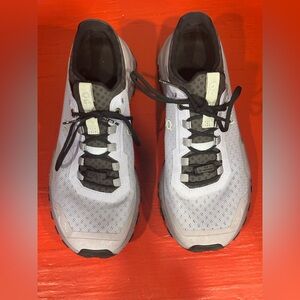 On Cloud Helion Cloudtech Swiss Engineering Running Shoes